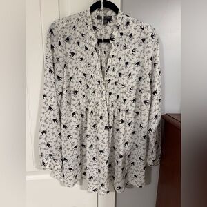 A Pea in the Pod Maternity Black and White Bird Pattern Blouse